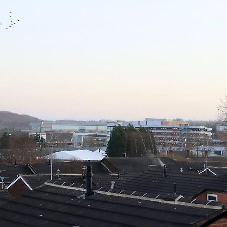 Lovely Staycation With Family Free Parking & Wifi Leeds  Esterno foto