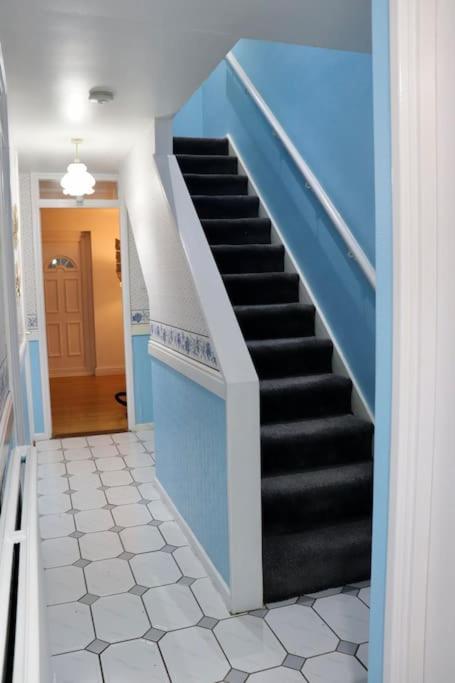 Lovely Staycation With Family Free Parking & Wifi Leeds  Esterno foto